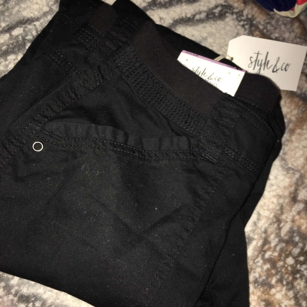 Style & Co capris